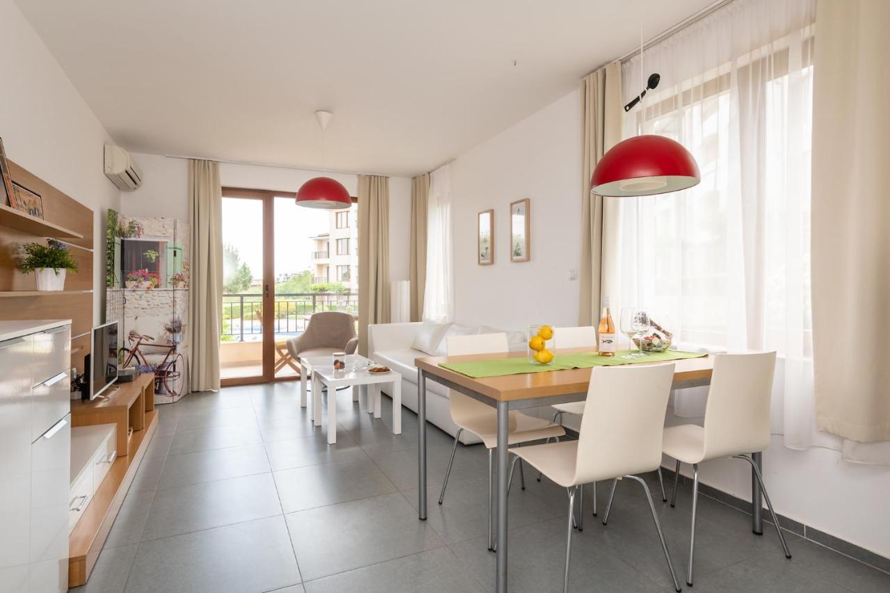 Созопол Парадайс Блу Апартаментс Apartment Ngoại thất bức ảnh