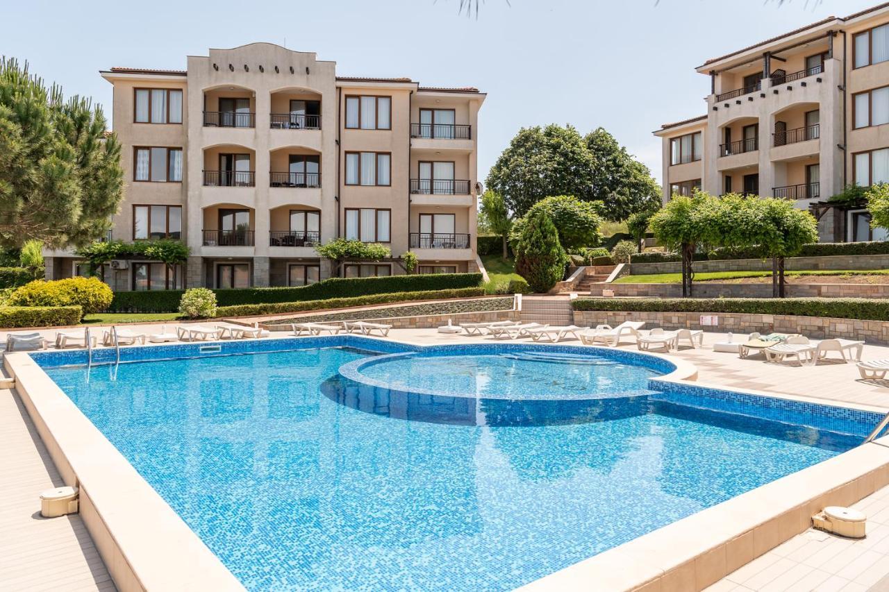 Созопол Парадайс Блу Апартаментс Apartment Ngoại thất bức ảnh